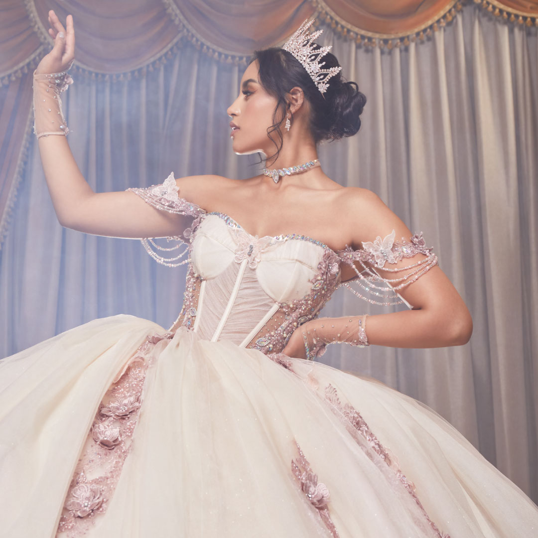 Vestido de Quince Años Ref. AG352